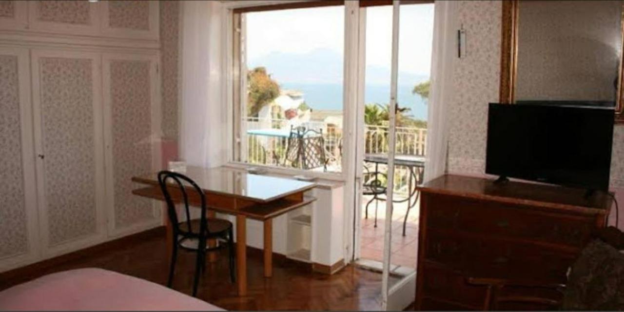 Camera Tripla Standard con Vista Mare